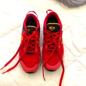Great condition red sneakers